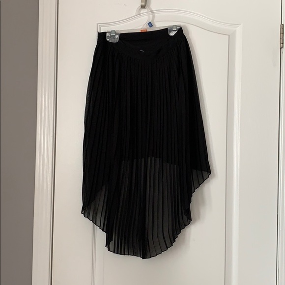 Forever 21 high-low skirt - Picture 2 of 2